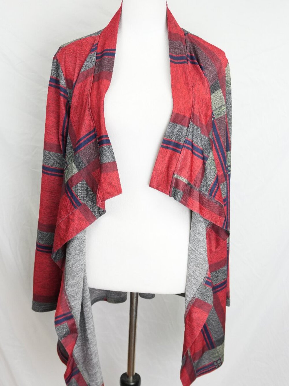 LNC Lightweight Cardigan Miusey Womens XL Open Front Plaid Red Gray Blue Yellow